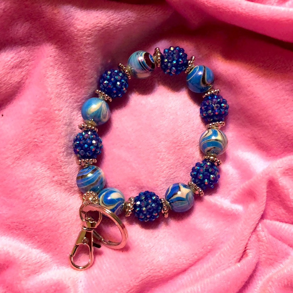 Handmade keychain bracelets! You can attach them to your keys purse or wallet!